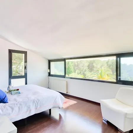 Sunny House فيلة سيدجيس