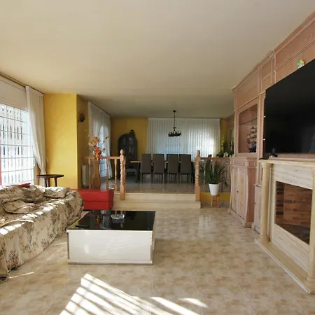Apartment Sunny House *